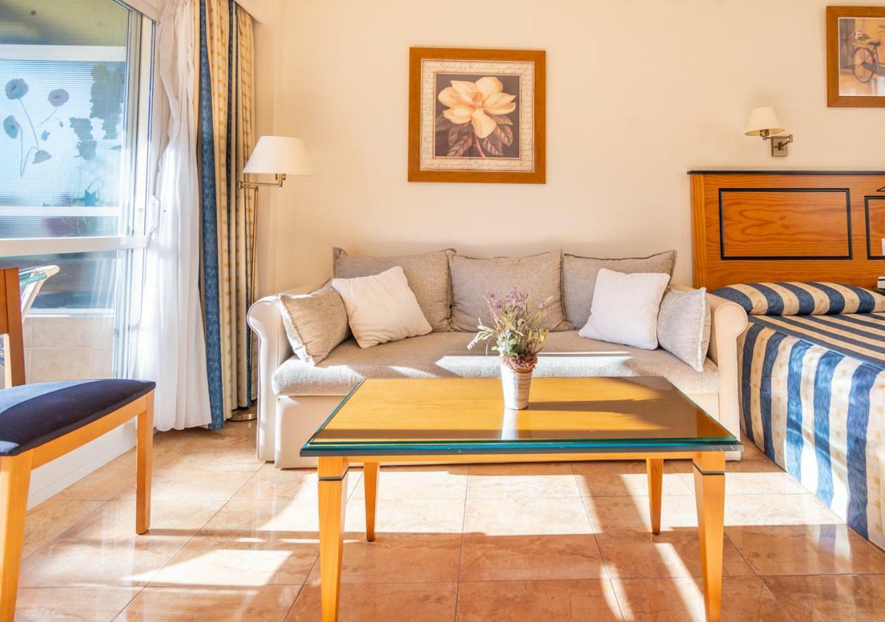 Studio Pyr Fuengirola Frente Al Mar Eksteriør billede